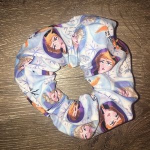 Frozen 2 Scrunchie